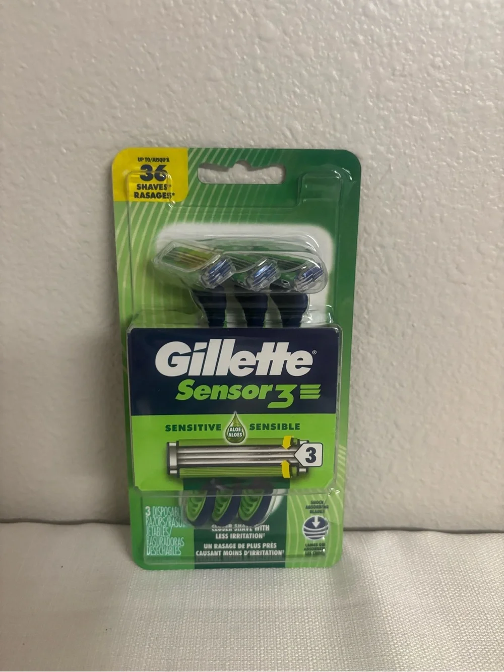 Disposable Razor and Cartridge Pack - Blue/Green